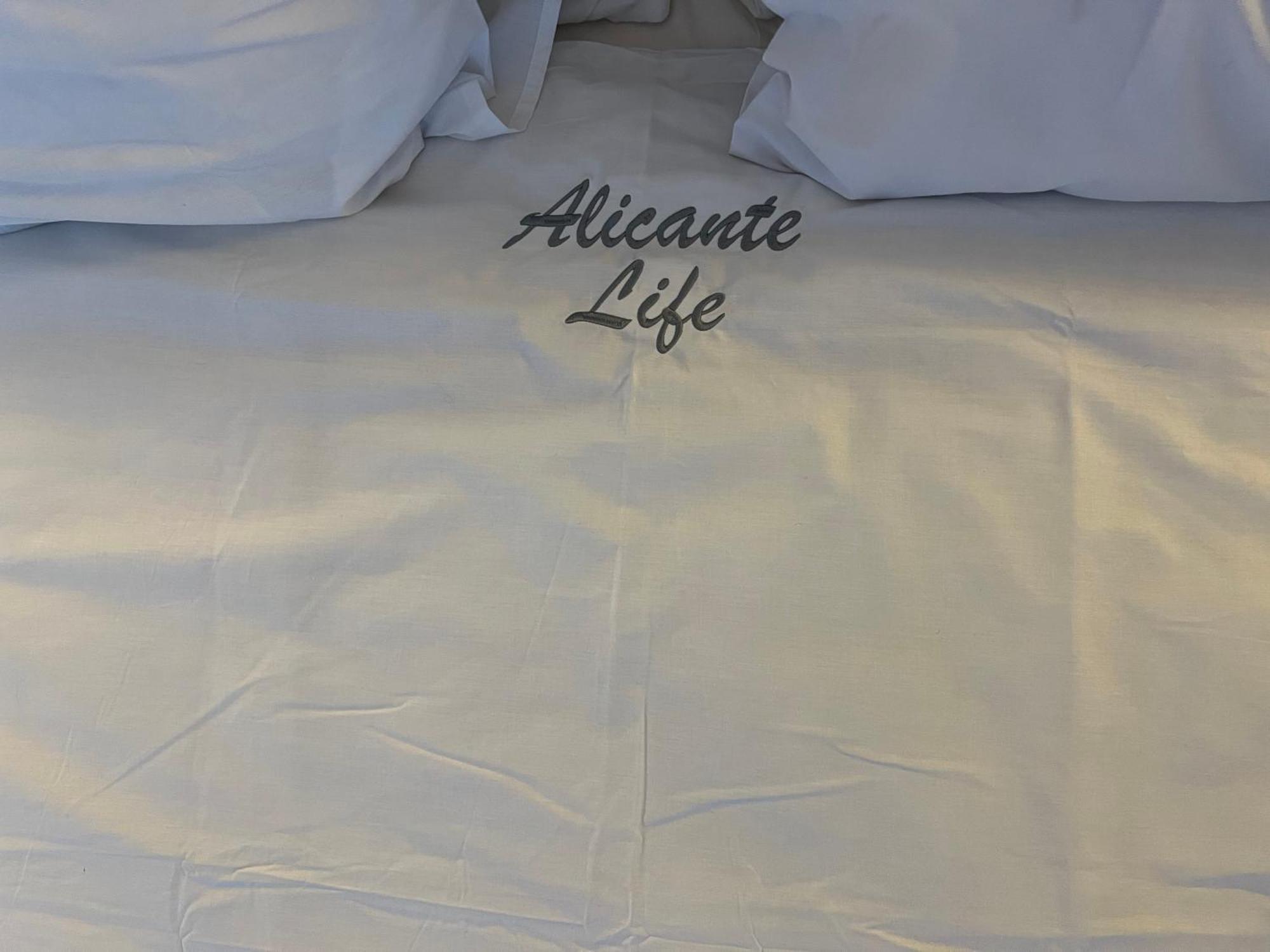 Alicante Life Puerto Marino Luaran gambar